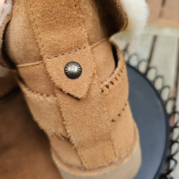 Short UGG Ankle Boots Womens McKay Chestnut Brown Suede Booties 1012358 10 41 - Picture 6 of 13